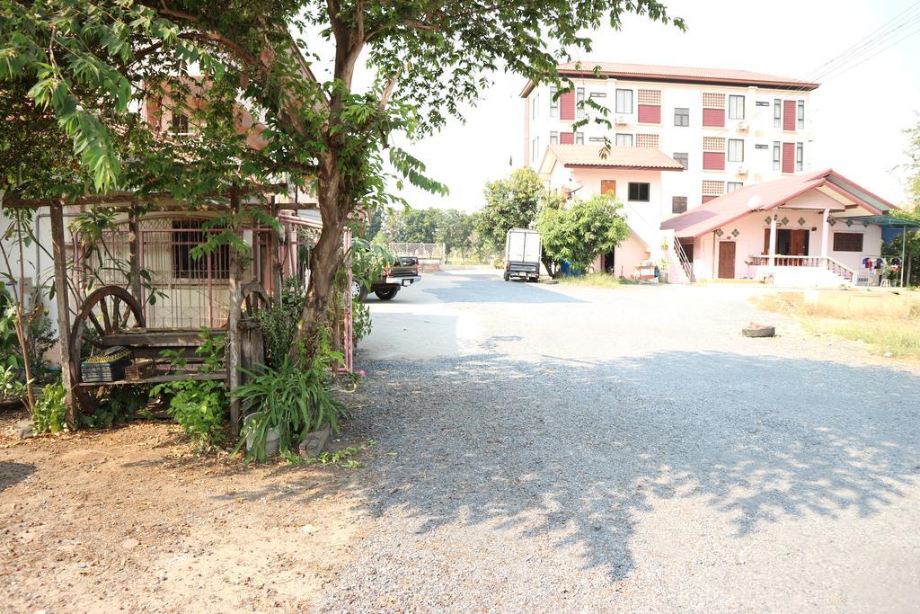 Hotel Onvara Place Phra Nakhon Si Ayutthaya Zewnętrze zdjęcie